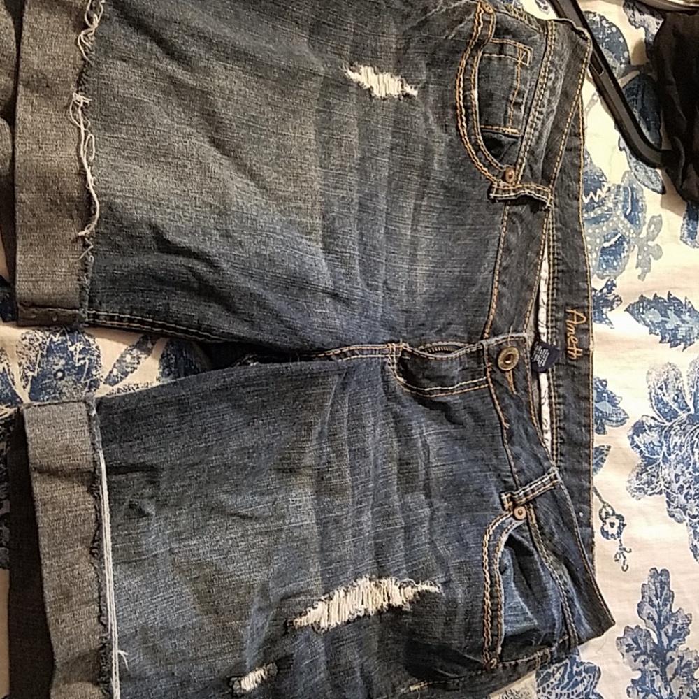 Gently Used Bermuda jean shorts